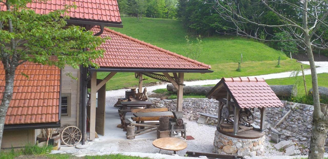 Estate Marjetin dom Hotel Idrija Exterior foto